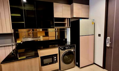Condos for rent : 📲Line ID @556ryccg 🏢1 Bedroom 35 sqm Floor12 The LINE Asoke-Ratchada Fully furnished near Subway MRT Rama9