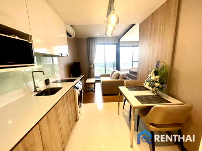 Condos for rent : Room for rent  one Pattaya 34 sqm with sea view