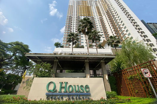 Project Q House Sathorn Picture - 2/11