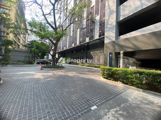 Urbano Absolute Sathon - Taksin