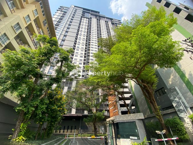 Urbano Absolute Sathon - Taksin