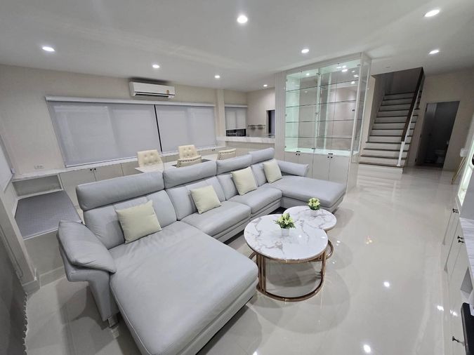 ขายบ้านเดี่ยว 5 ห้องนอน 400 ตร.ม. 67 ตร.ว. เดอะ ซิตี้ พระราม 9 - กรุงเทพกรีฑา