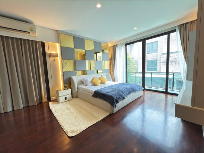 ให้เช่าบ้านเดี่ยว 5 ห้องนอน 500 ตร.ม. 72 ตร.ว. โซล รัชดาภิเษก 68