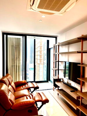 Condos for rent Sathorn Thani Tower : Code: KJ5131  for rent Supalai ICON Sathorn // Line ID: @kjcondo (with @) //