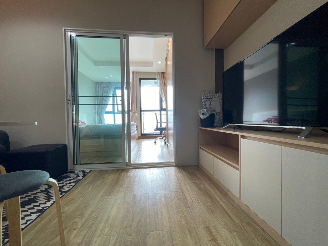picture Ladda Plus Condo Sriracha for rent Located near Central Sriracha - 6/12
