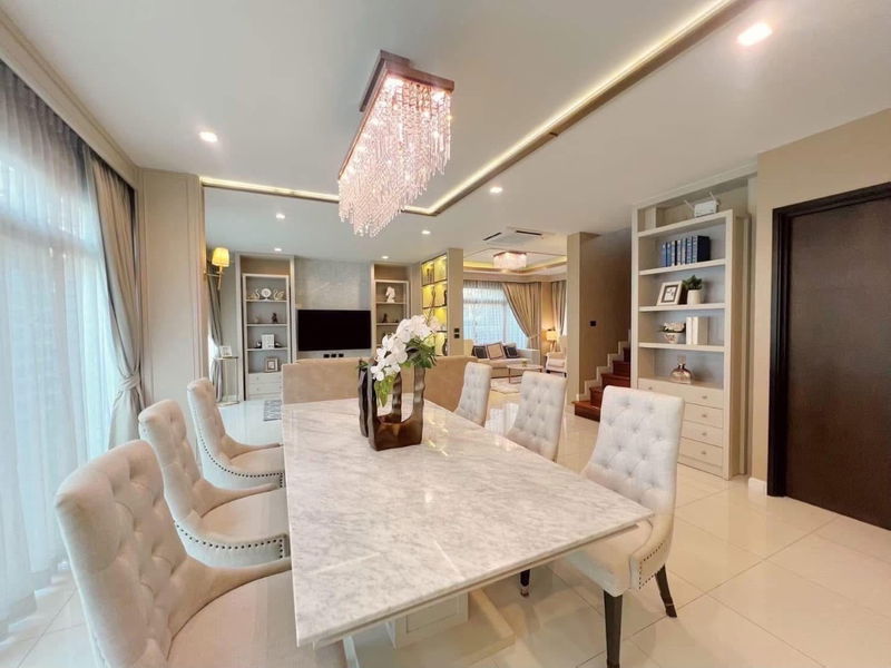 บ้านเดี่ยวให้เช่า : LTHC11952 - House FOR RENT in Sukhumvit 77 Size 355 sqm. 146 sqw. 5 beds 6 baths Near Lat Krabang ONLY 280K/Month
