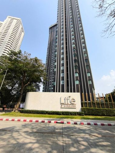 ขาย คอนโด Life One Wireless   ตกแต่งพร้อมอยู่   ถนนวิทยุ 1 bed plus   ขนาด 35 ตารางเมตร ชั้น 39   