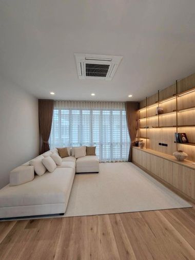4-bed house for rent, 300 sqm, 77 sq wah, BURASIRI KRUNGTHEPKREETHA