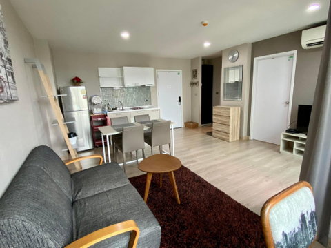 Casa Condo Sriracha Stylish living Near Motorway Move in Ready