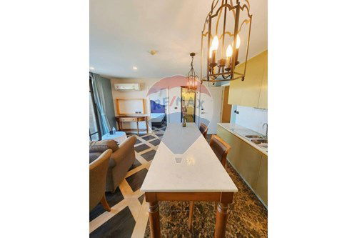 ขายคอนโด : [920611001-296] สัมผัสหรูหรากลางจอมเทียน - เอสปันญ่าคอนโด