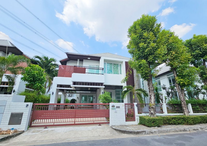 ขายบ้านเดี่ยว : ขาย บ้านเดี่ยว บลูลากูน 1 บางนา-วงแหวน 80.7 ตรว. 3 นอน 4 น้ำ ไม่ผ่านการใช้งาน สภาพเหมือนซื้อใหม่จากโครงการ