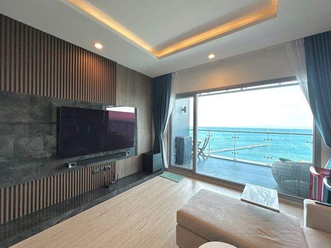 For rent  The Symphony condo Bangsaen | Rental price 65,000 baht/month