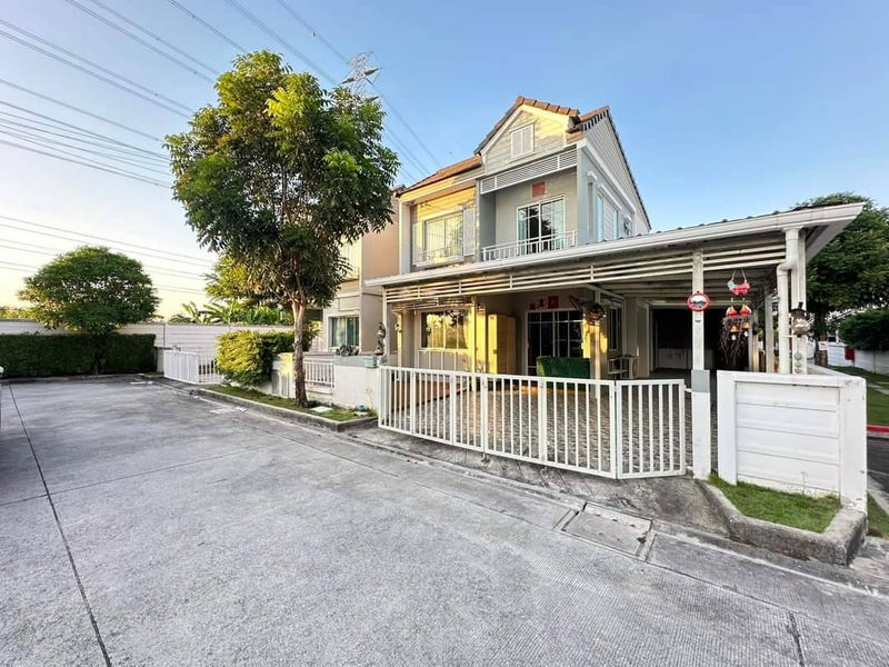 ขายบ้านแฝด : ขาย บ้านแฝด⭐️The Village Bangna-Wongwaen 2⭐️3 ห้องนอน⭐️ใกล้ Mega บางนา