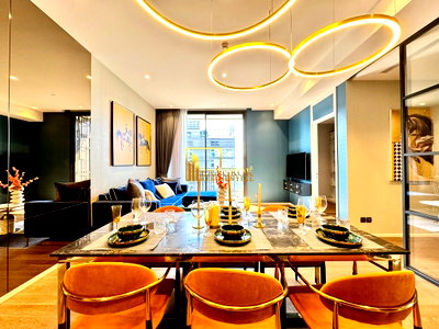 คอนโดให้เช่า : Muniq Langsuan - Stunning 2 Bed Luxury Condo in Prime Area - BR15714CD