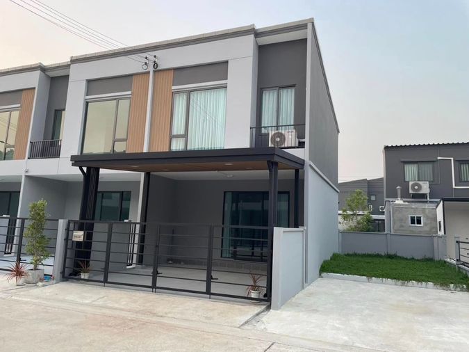 บ้านให้เช่า Pleno Sukhumvit-Bangna2 Project พร้อมเข้าอยู่สนใจติดต่อ Line @goodmanpro หรือ โทร 0999029192