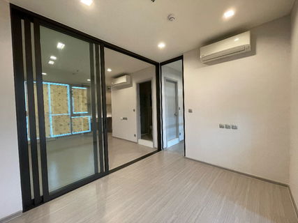 Urgent sale Life Sukhumvit 62 1 bedroom 1 bathroom Floor 12A Size 35 SHN00150