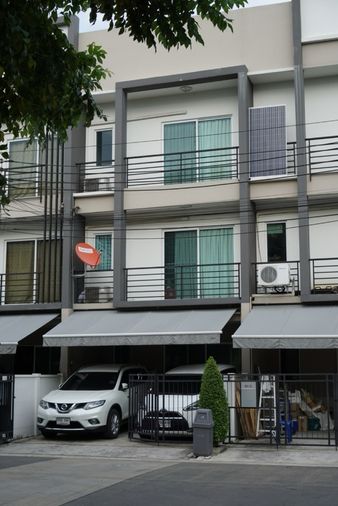 3-bed townhouse for rent, 177 sqm, 20 sq wah, Baan Klang Mueng Sukhumvit-Onnut