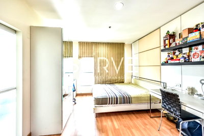 Condos for sale : 1 Bed fully furnished Amazing value for the price Located near MRT Lat Phrao @   Life @ Ratchada