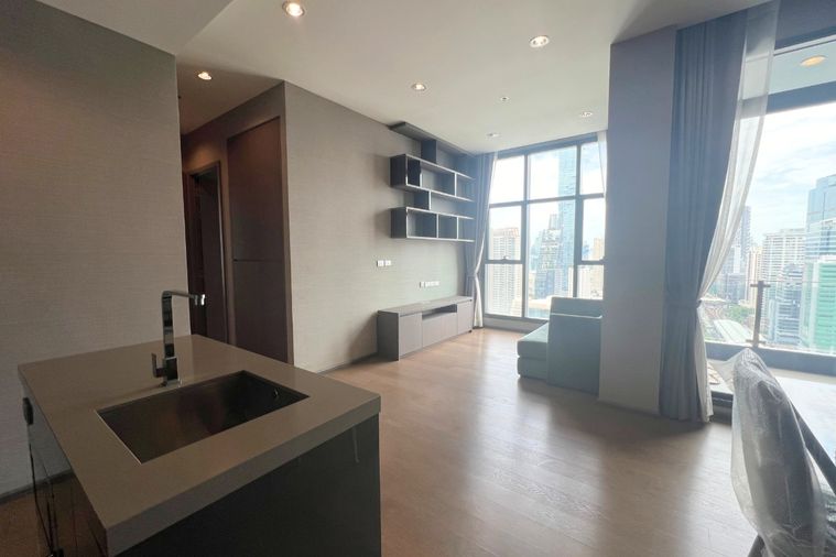 ❤️💛💙(For Sale)3 BR. Condo🏢THE DIPLOMAT SATHORN 🚝0m. BTS Surasak