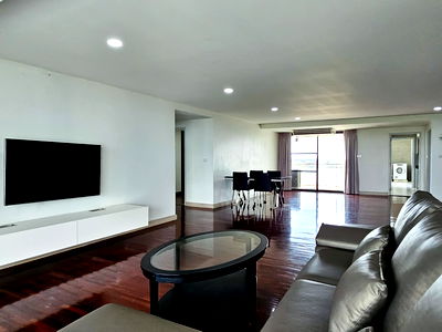 Condos for rent Anya Thani Industrial Estate (Gemopolis) : Luxury Condo for Rent – Prestige Condo, Thana City Bangna | Spacious Golf View Unit