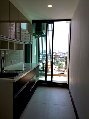 Condos for sale : LTH11997 – Condo For Sale at Supalai Premier Charoen Nakhon Size 95 sqm. 2 beds 2 baths Near BTS Khlong San Station ONLY 10.5 MB