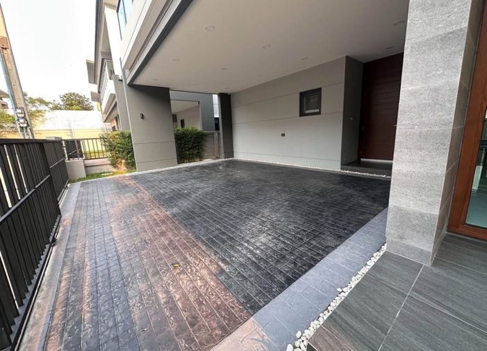 4-bed house for rent, 351 sqm, 74.7 sq wah, The City Watcharapol