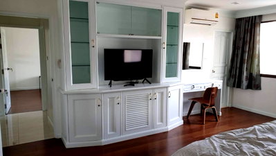คอนโดให้เช่า : LTH12016 – Le Premier 1 FOR RENT Size 180 sqm. 2 beds 2 baths Near BTS Asok Station ONLY 60K/Month