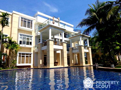 Condos for sale : 2-BR Condo at Blue Lagoon Resort Hua Hin close to The Venezia (ID 1097150)