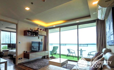 Condos for sale : 2-BR Condo at The Peak Towers close to Phratamnak (ID 1546423)