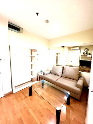 Condos for rent BTS Saphan Khwai : Life @ Phahon -              Ari 