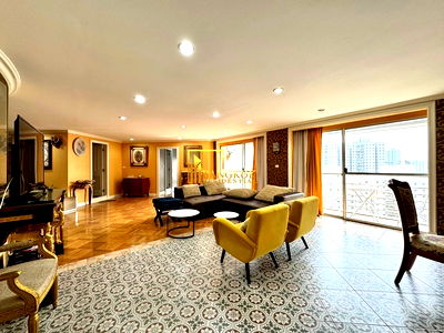 Condos for rent King's College International School Bangkok : Bangkok Garden Condo - Elegant 3 Bed in Rama 3 Area - BR19560CD