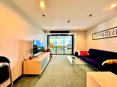 คอนโดให้เช่า : Crystal Garden - Spacious 2 Bed Condo For Rent in Sukhumvit Area - BR19607CD