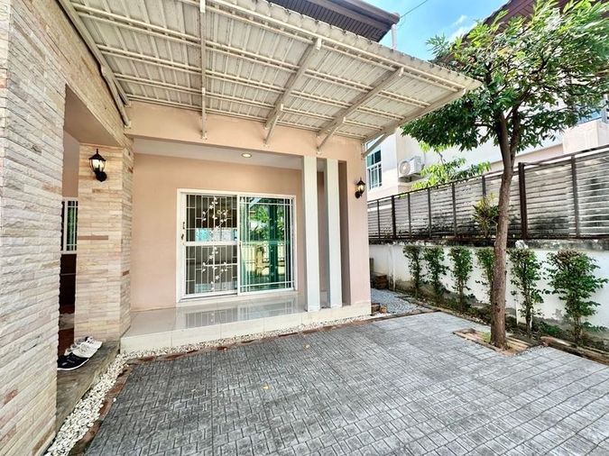3-bed house for sale, 185 sqm, 63.4 sq wah, BanPisan Pracha Uthit