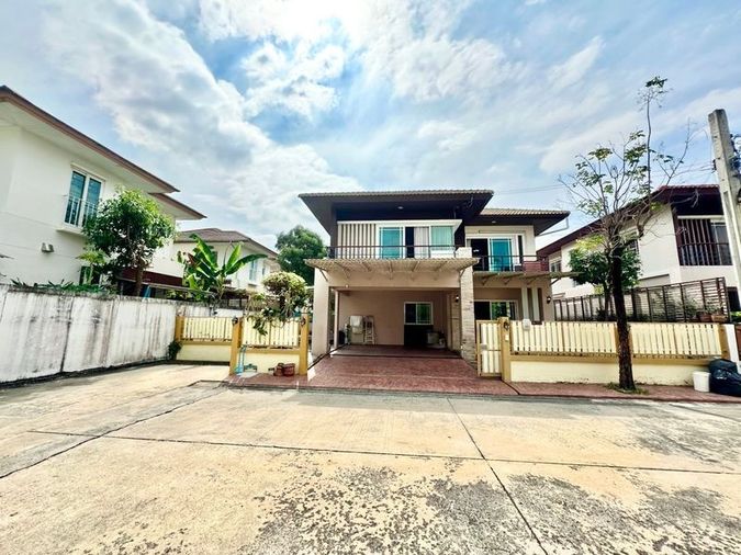 3-bed house for sale, 185 sqm, 63.4 sq wah, BanPisan Pracha Uthit