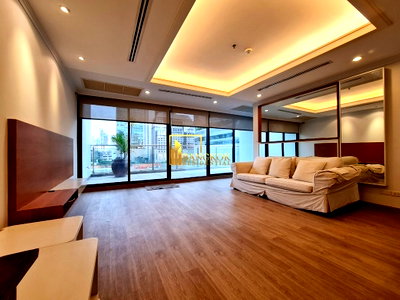 คอนโดให้เช่า : New House Condominium - Spacious 2 Bed Property Near Chidlom BTS - BR2498CD
