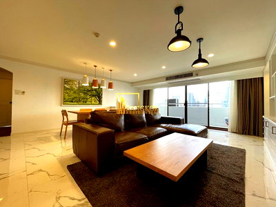 คอนโดให้เช่า : Waterford Park - Beautifully Renovated 2 Bed Condo For Rent in Thonglor - BR19076CD