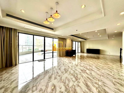 ขายคอนโด : Le Raffine 24 - Renovated 4 Bed Duplex Condo With Private Pool - BR18894CD