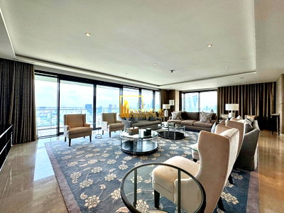 คอนโดให้เช่า : The Residences at The St. Regis - Remarkable 4 Bedroom Property in Prime Location - BR19172CD