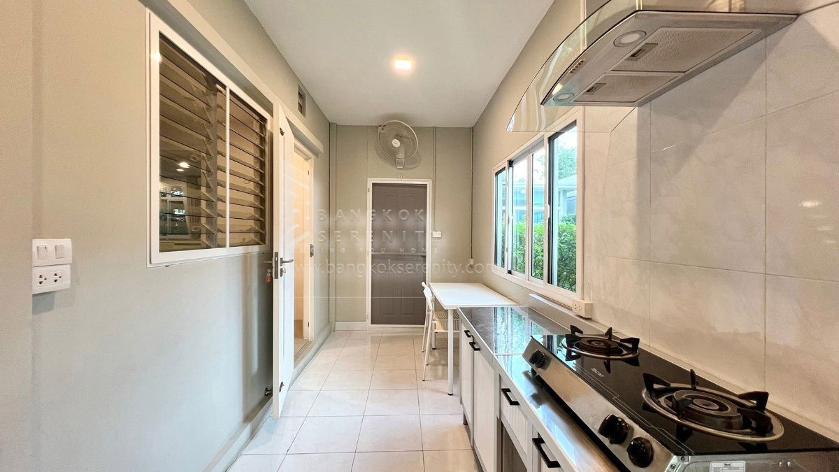 รูป บ้านเช่าพร้อมเฟอร์นิเจอร์ มัณฑนา บางนา วงแหวน - รูปที่ 11/25