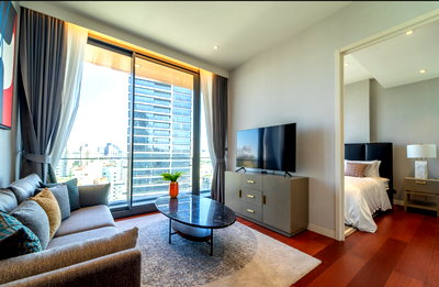 Condos for rent Soi Ekamai (Sukhumvit 63) : for rent Khun by Yoo. 1bed 49sqm. Line id: @pfagent