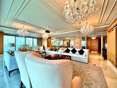 Condos for sale Assumption Convent Silom School :  The St. Regis Bangkok - Incredible 3 Bedroom Condo For Sale - BR11761CD