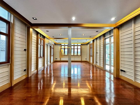 Charming 3 Bedroom House with Private Pool For Rent in Sathorn - BR28173SH