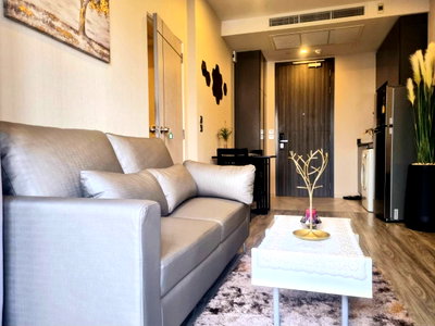 Condos for rent : ASHTON ASOKE I BTS Asoke ,MRT Sukhumvit I rare type 37 sqm !!! / HL #20230715108 #MKT