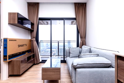 Condos for rent : For Rent: Condo The Line Phahon-pradipat near BTS at Line:  @homefinder
