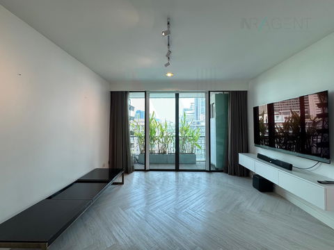 For Rent Condo PEARL RESIDENCES SUKHUMVIT 24 Building 1, Floor 8,3 bed room, Room size 125 sqm