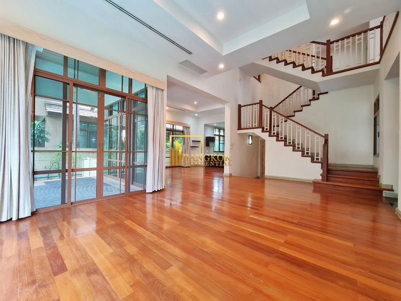 บ้านเดี่ยวให้เช่า : Baan Sansiri 67 - Spacious 4 Bed Luxury House For Rent in Phra Khanong - BR27897SH