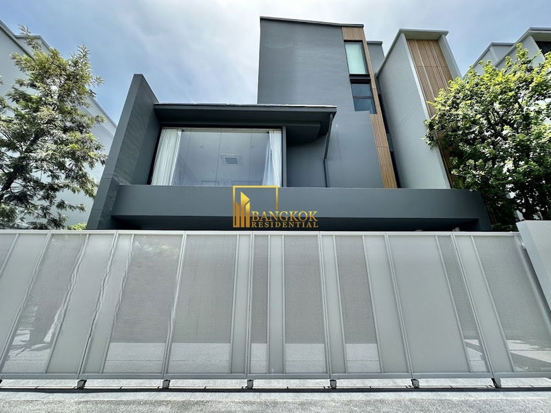 Houses for sale : VIVE Krungthep Kreetha - Incredible 5 Bedroom Luxury House For Sale - BR28194SH