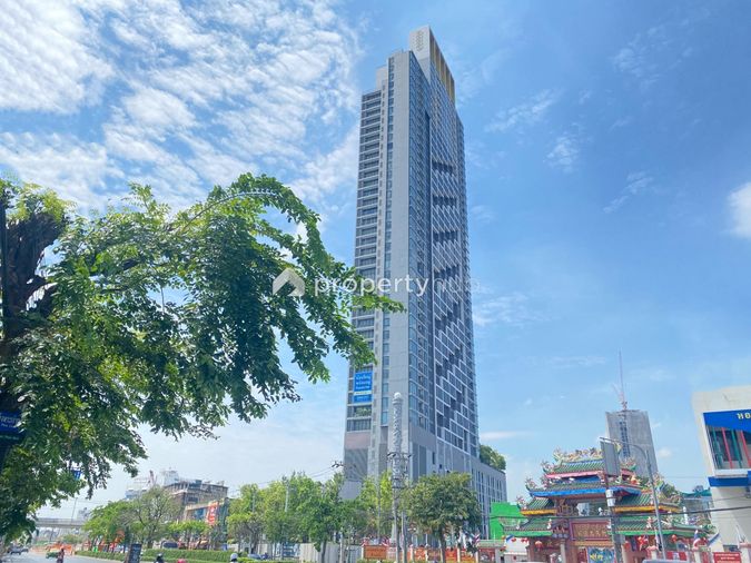 Bright Wongwian Yai