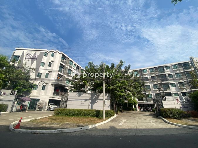 Zelle plus Talat Phlu Station