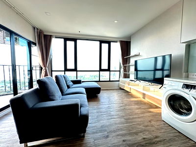 เช่าคอนโด นิคมปิ่นทอง : ให้เช่า KnightsBridge ศรีราชา - 2 Bed 2 Bath วิวทะเล (58 ตรม ชั้น 26)- ห้อง Type พิเศษ
